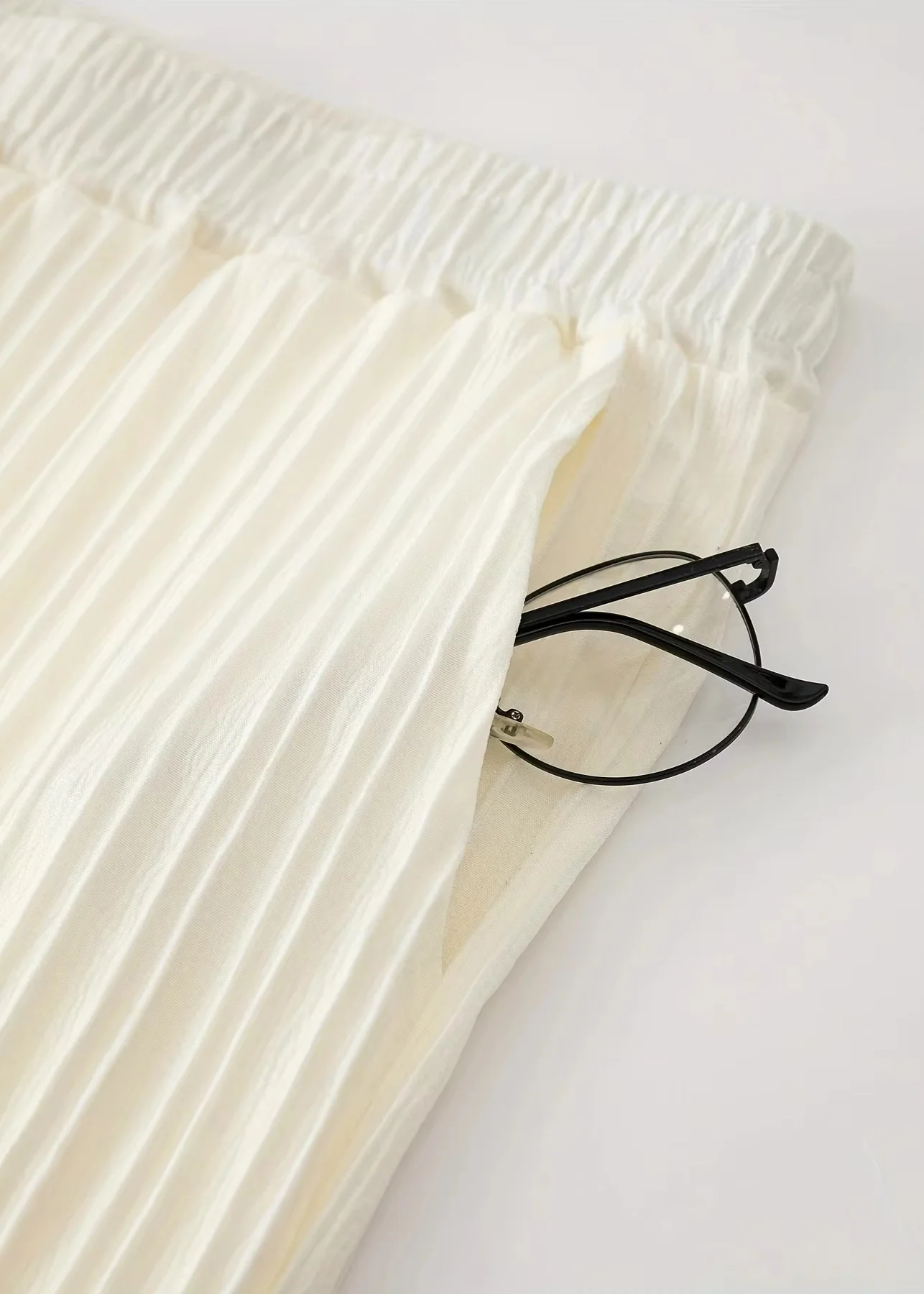 Men’s Summer White Striped Two-Piece Set - Image 8